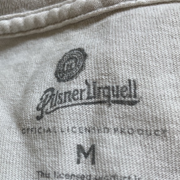 PILSNER Urquell Beer Licensed 2018 T-Shirt Mens Medium - Picture 8 of 10